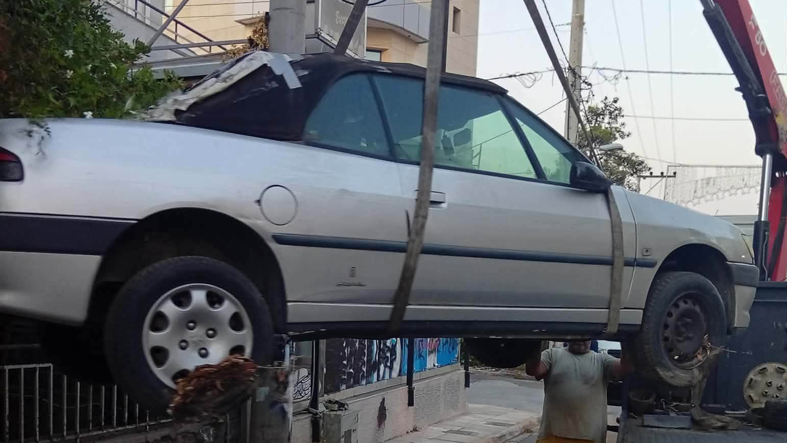 «Σκούπα» του Δήμου Ηρακλείου για τα εγκαταλελειμμένα οχήματα 